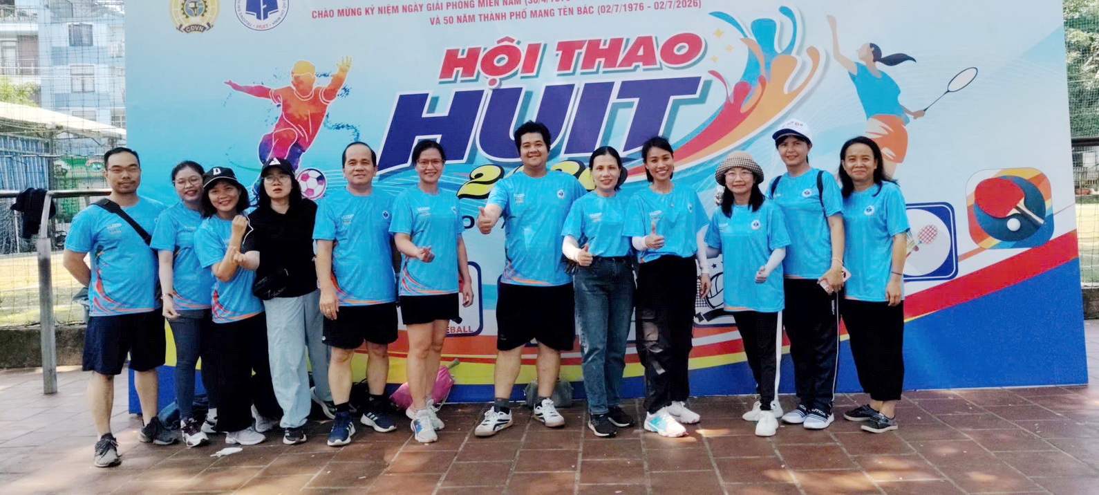 KHOA CNTT THAM GIA KHAI MẠC HỘI THAO HUIT VỚI KHÍ THẾ SÔI NỔI